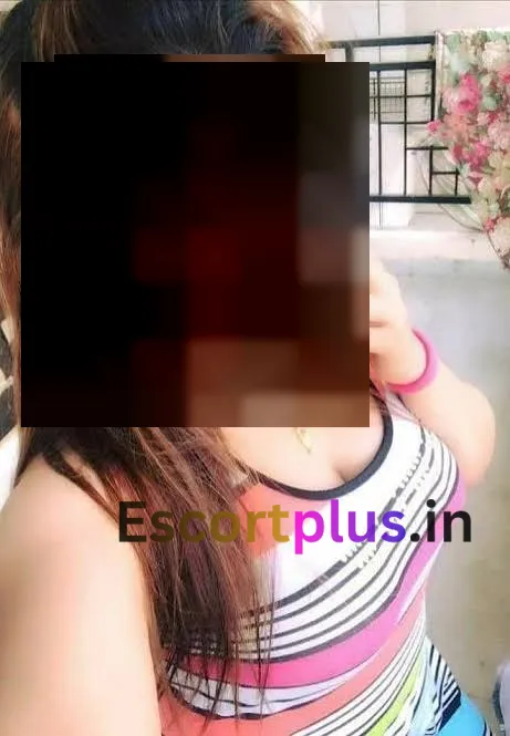 Rubi call girl & escort service in Ulwe