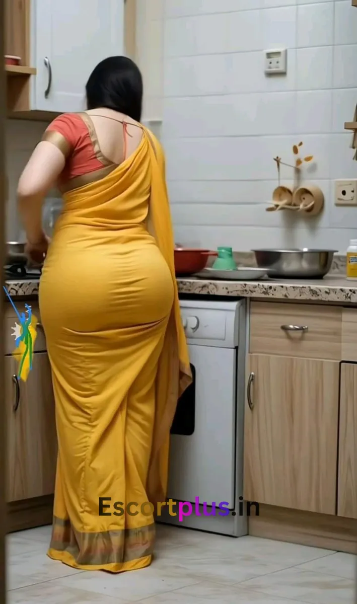 Janvi Singh call girl & escort service in Kalamboli